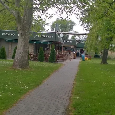 Siraly Apartman Apartmán Csopak