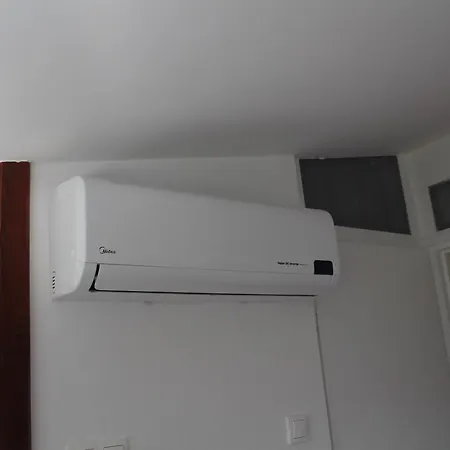 Siraly Apartman *